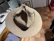 ANCIEN CHAPEAU DE SCOUT -