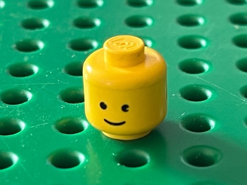 Lego vintage yellow minifig - lego,