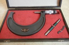 Micromètre d'extérieur marque ROCH capacité 100-125 état proche du neuf !