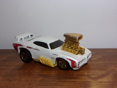 Hotwheels thailand pontiac - thailand,