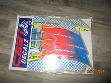 kit déco CEET neuf pour