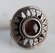 Belle bague vintage en Argent massif et Oeil de tigre T 56