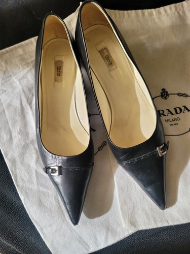 Prada pointed black low heeled - low,