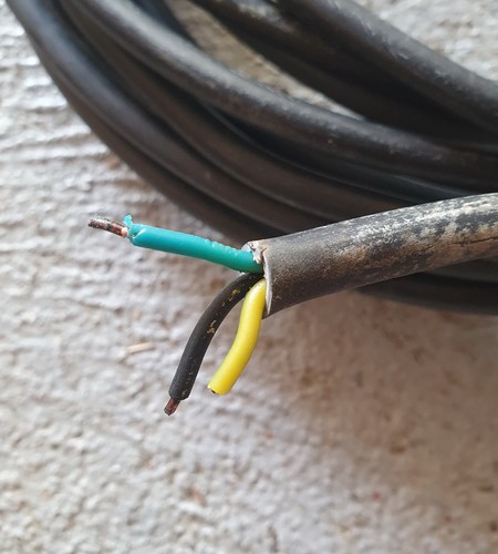 Câble électrique 3 - de,