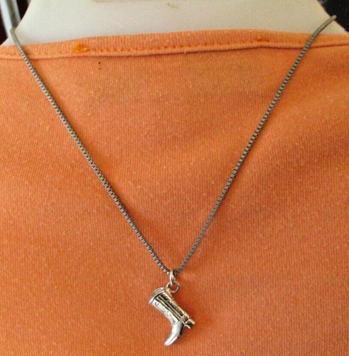 Chaine pendentif santiag - chaine,