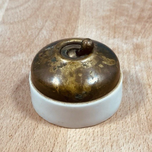 Ancien interrupteur porcelaine