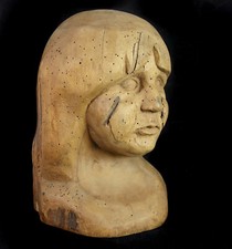 tête de fillette petite fille Sculpture en bois c1930 tête à chapeau porte 27 cm