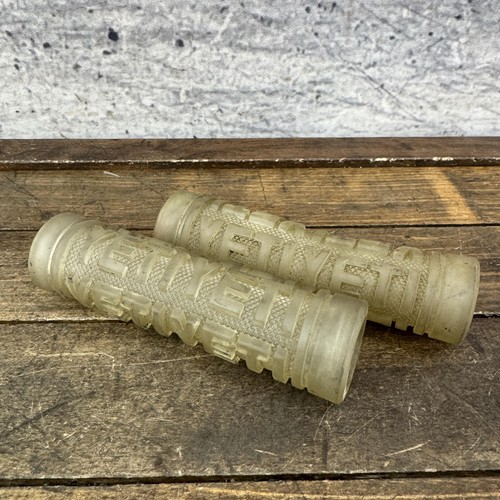 Vintage yeti handlebar grips - yeti,