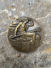 345m MEDAILLE DU CROISEUR LE