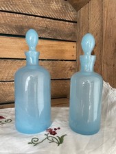 2 jolis flacons anciens en