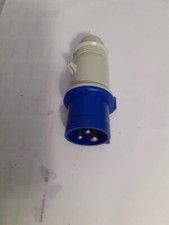 PRISE INDUSTRIELLE 2X16A+T IP44 250V PLASTIQUE 2P+TERRE FICHE ELECTRIQUE