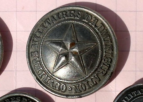 Uniform button military - button,