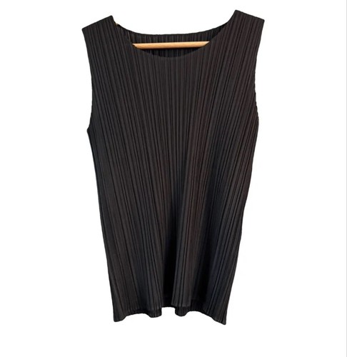 Top pleats please - top,