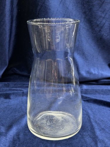 Ancien vase forçant - , en