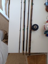 canne à pêche ancienne en bambou avec mouliné Mitchell 758