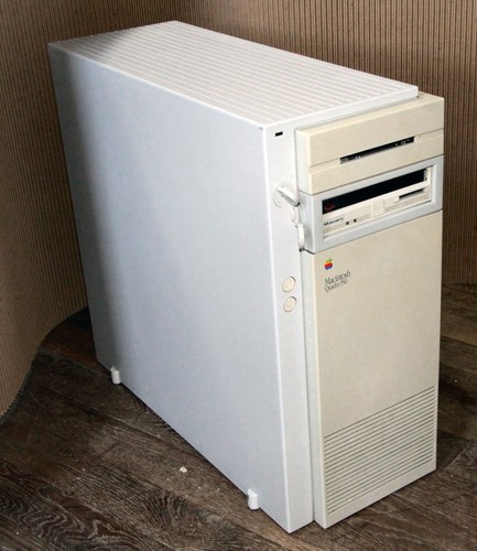 Macintosh quadra 950 testé - 950,