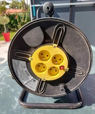 Enrouleur avec 40 M de fil électrique