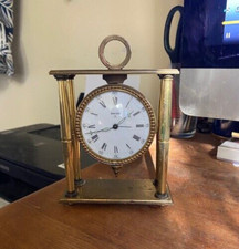 Pendulette reveil de voyage en