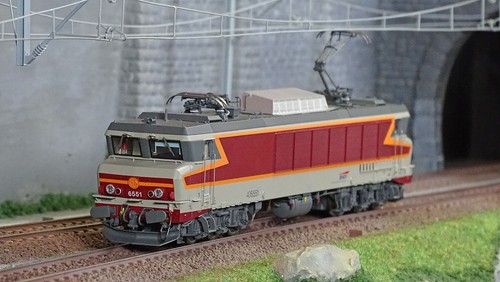 Models 10318s locomotive - ls,