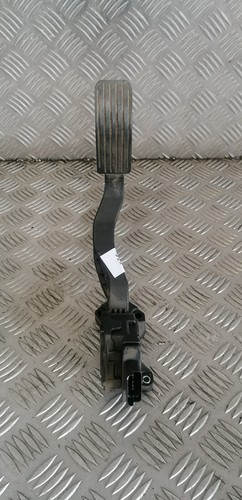 Pédale accélérateur - ,