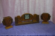 ANCIENNE HORLOGE PENDULE MÉCANIQUE GARNITURE DE CHEMINÉE CANDÉLABRE VASE EN BOIS