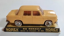 RENAULT 8 Norev 1/43 jaune N°68 avec socle cartonné (pas de boîte)