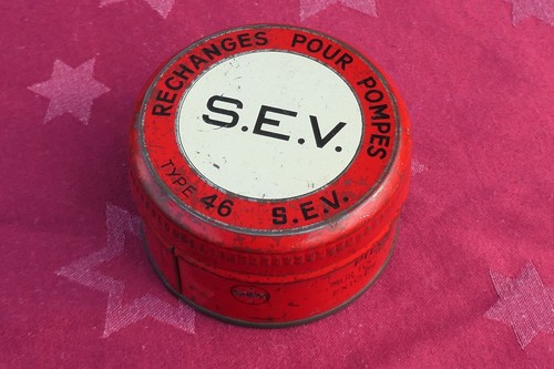 Boîte ancienne pièces - s.e.v.,
