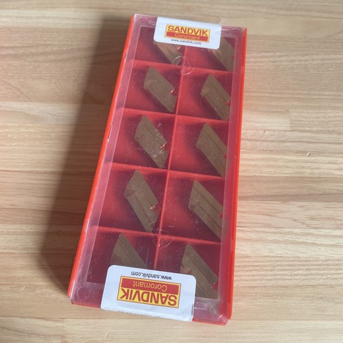 Plaquettes knux160410l12 - plaquettes,