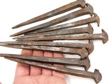 Lot de 9 anciens grands clous