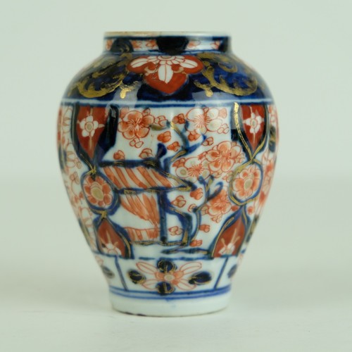 Petit vase japonais - imari, avec
