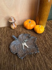 Vide poche en fonte motif feuille de vigne automne bel objet lourd