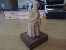 ancienne statuette en marbre Leonard de vinci statue