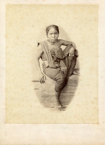 Femme dayak indonésie - femme,
