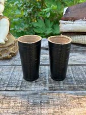 Ancien gobelets en cuir pour