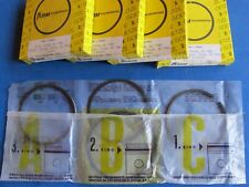 Jeu de segments moteur Goetze pour: Fiat Regata, Ritmo, Ibiza, Malaga, Ritmo,