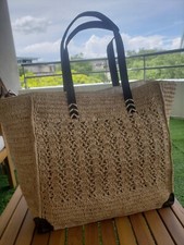 Très joli sac artisanal en