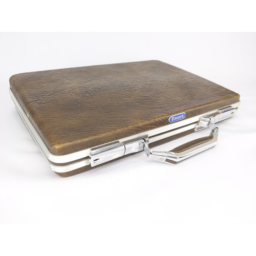 Escort briefcase slim brown - briefcase,
