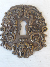 cache trou de serrure ancien