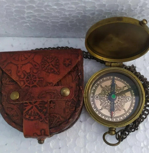 Ancienne boussole nautique