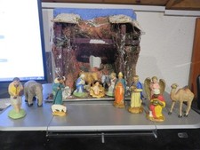 Ancienne crèche Devineau garnie Bon état