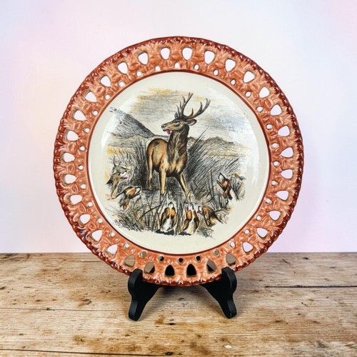 Ancienne assiette décorative