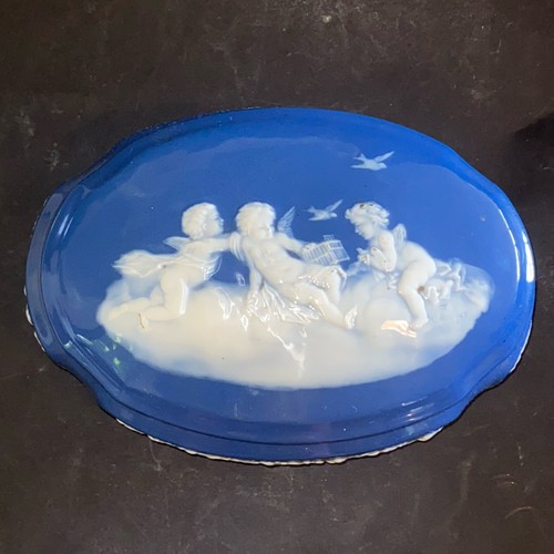 Enorme bonbonnière porcelaine - enorme,