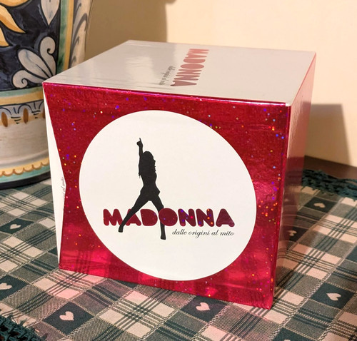 Madonna dalle origini - dalle, mito