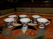 LOT 6 TASSES A CAFE