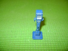 DINKY TOYS FRANCE 49C POMPE A ESSENCE TYPE DOUBLE DEBIT BLEUE