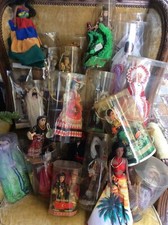 Lot De 40 Poupées Régionales