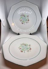 2 Assiettes A Dessert Guy Degrenne Porcelaine De Limoges