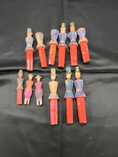 Lot De Quilles En Bois En Forme De Soldat