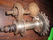 paire de moyeux + roue libre