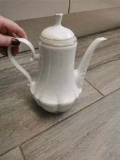 Théière en porcelaine